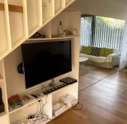 Newly Renovated Cheerful In Duernstein